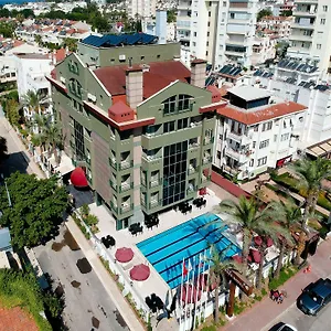 Hotel Lara Park